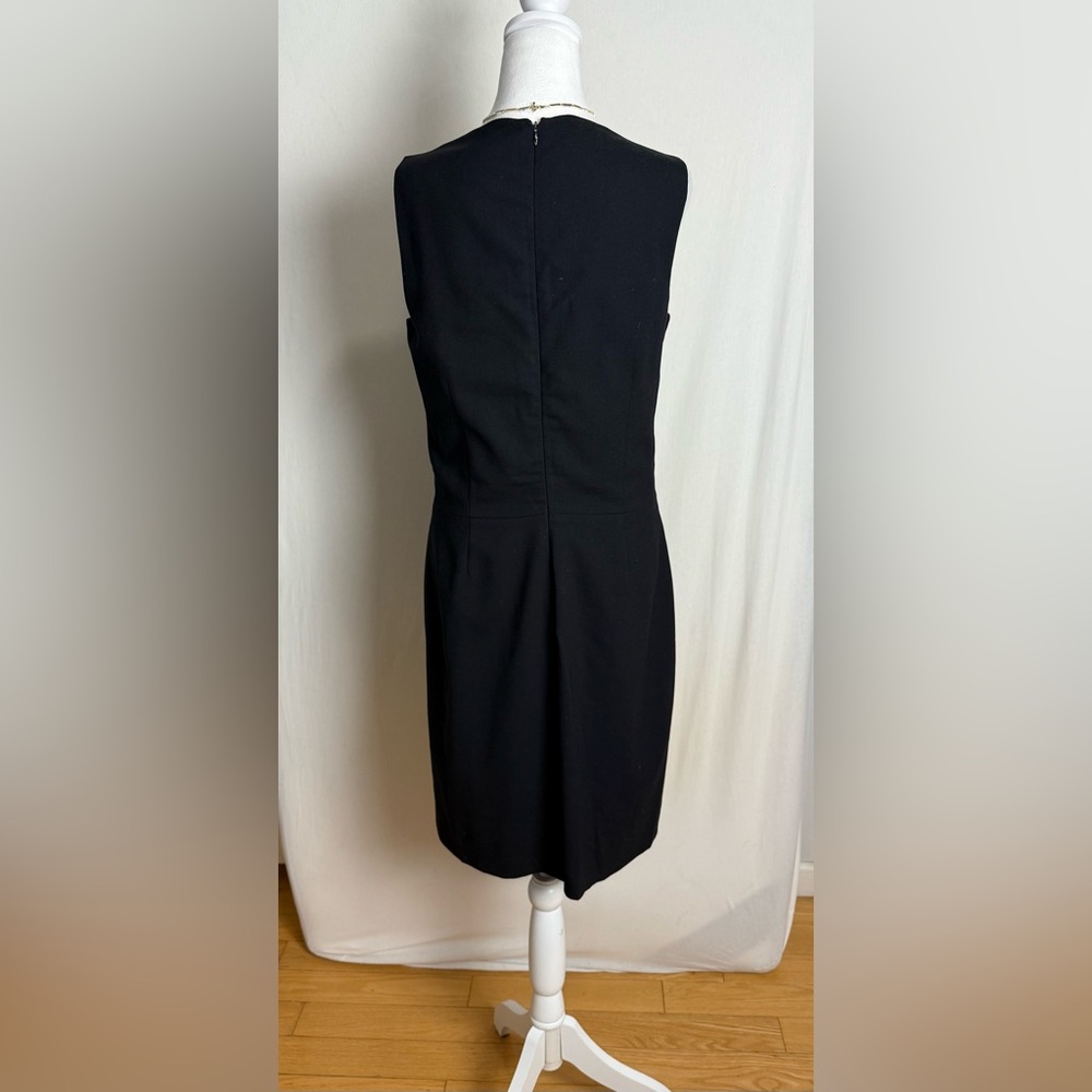 Theory darbia jubilant black wool stretch sleeveless pleated dress. Size 8 - Picture 5 of 7